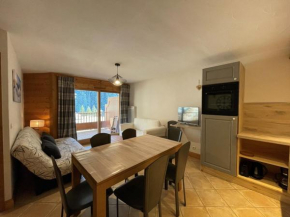 Appartement familial 6 pers. avec piscine, balcon et parking à Crest-Voland - FR-1-733-127